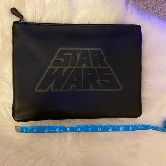 COACH STARWARS POUCH WRISTLET NWT - Picture 11 of 15